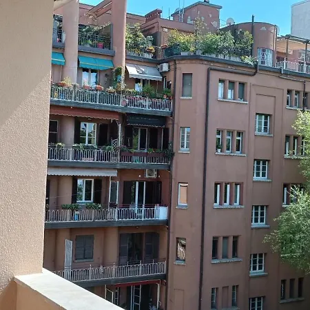 Diana Oda ve Kahvaltı